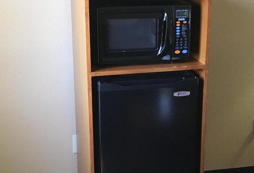 Стандартный Номер Кровать Кинг, Days Inn By Wyndham Phenix City Near Fort Moore
