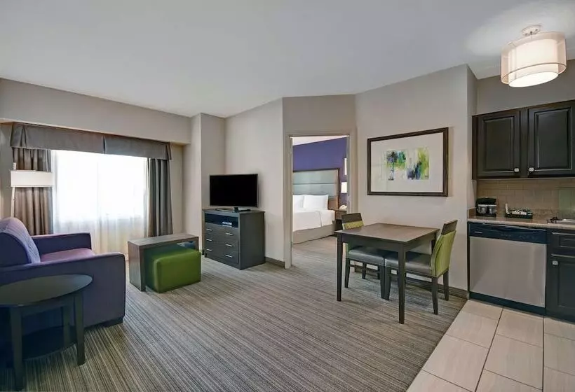 スイート, Homewood Suites By Hilton Eatontown