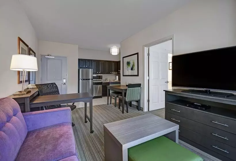 スイート, Homewood Suites By Hilton Eatontown