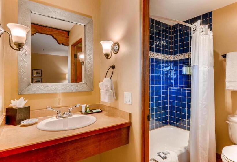 Номер Стандарт, Piñon Court By La Fonda