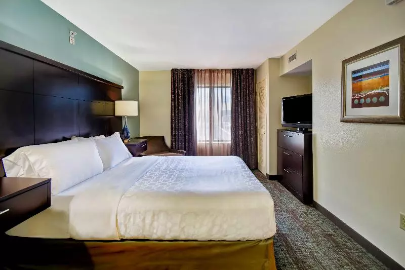 سوئیت با تخت بزرگ, Staybridge Suites Middleton/madison West, An Ihg