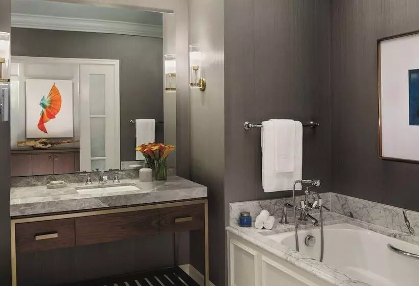 سوییت لوکس, The Ritzcarlton, Half Moon Bay
