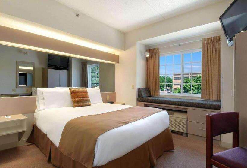 Номер Стандарт Кровать Кинг Адаптированный для Инвалидов, Microtel Inn & Suites By Wyndham Bloomington Msp Airport
