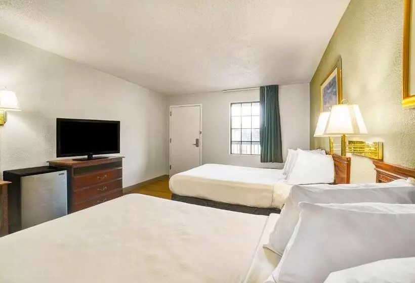 スタンダード４人部屋, Motel 6 Lester   Philadelphia Airport