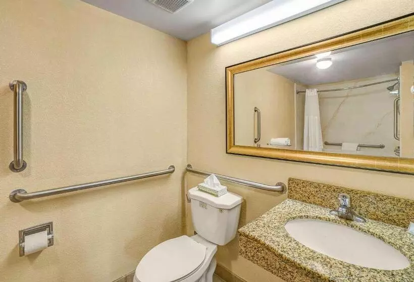 デラックスの４人部屋, Motel 6 Lester   Philadelphia Airport