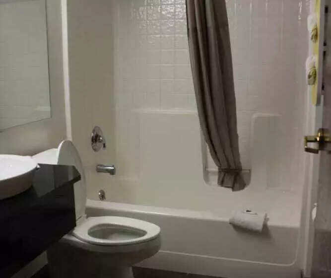 سوییت لوکس, Motel 6 dixon, Ca