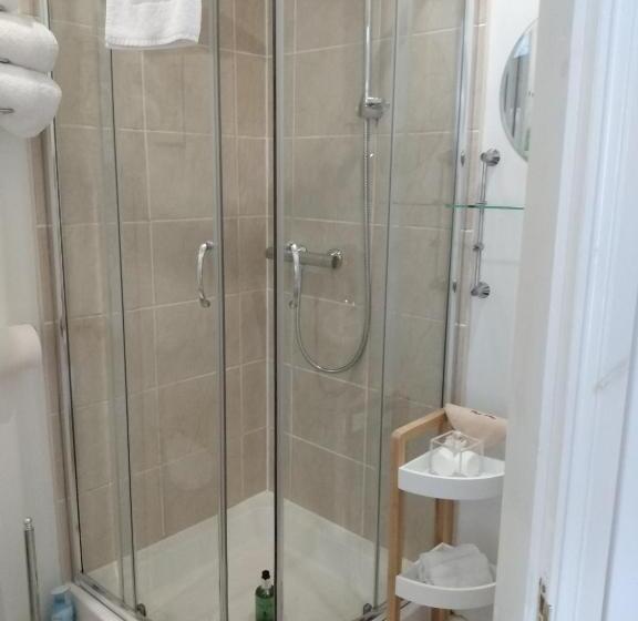 Standard Room, The Lakes B And B