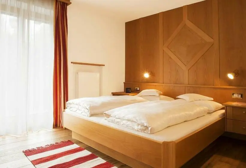 Classic room with balcony, Garni Hotel Geier