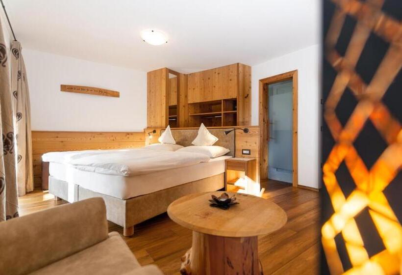 اتاق لوکس با بالکن, Garni Hotel Geier