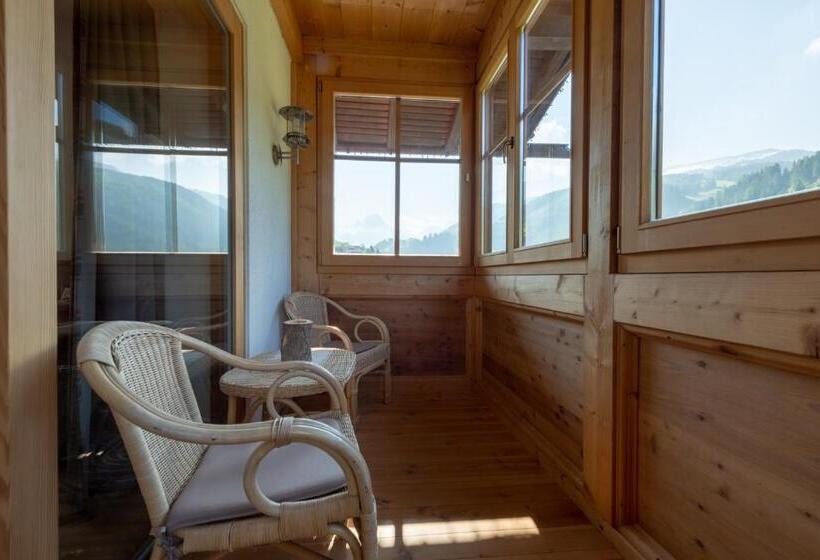 غرفة ديلوكس مزودة بشرفة, Garni Hotel Geier