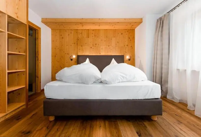 اتاق راحتی, Garni Hotel Geier