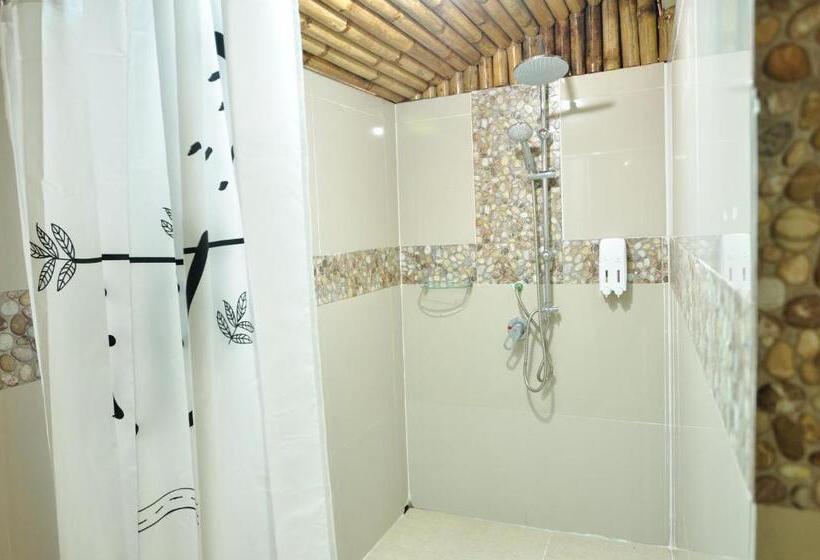 キングサイズベッドのスタンダードルーム, Mek Kiri Riverkwai Resort Sha