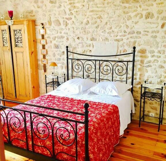 标准间, Aux Caprices Des Dieux