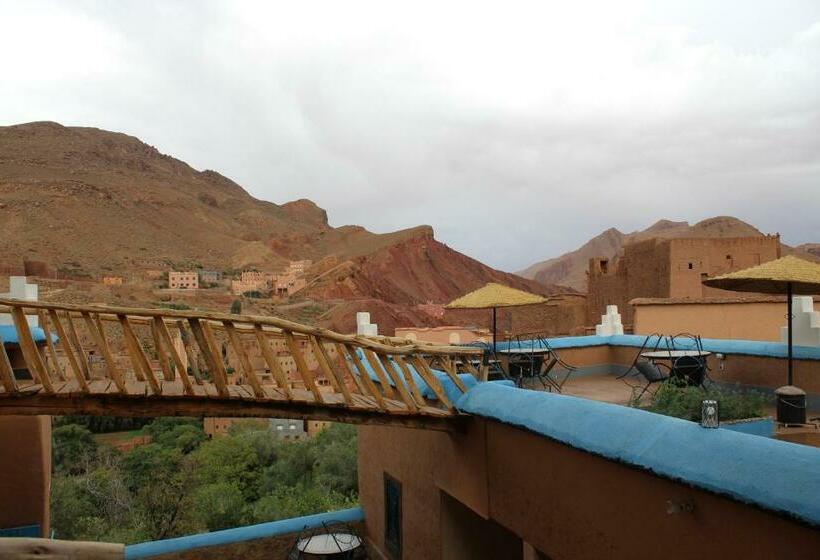 غرفة قياسية ثلاثية, Labyrinth Kasbah Dades
