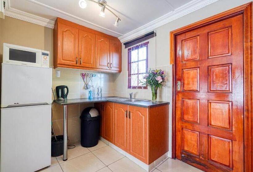 Номер Стандарт с Кухней, Villa Le View Guesthouse