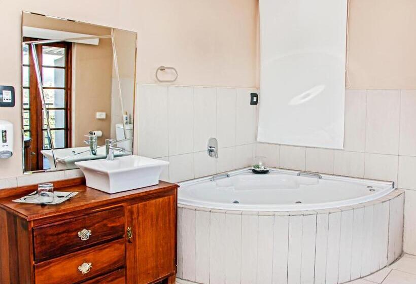 סוויטה, Villa Le View Guesthouse