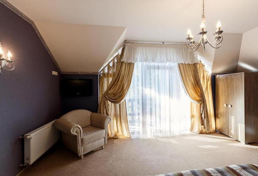 اتاق استاندارد سه نفره, Forest Hill Hotel & Spa