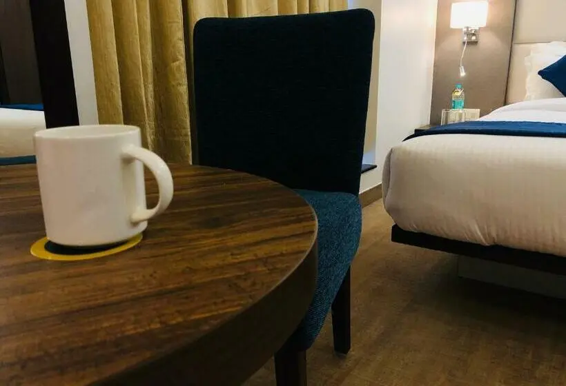 デラックスルーム, The Grand Asansol