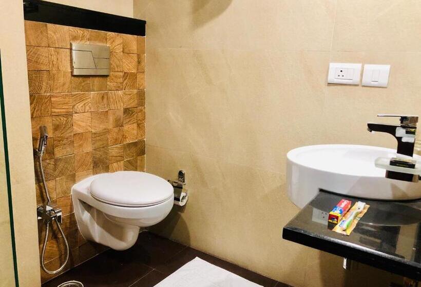 Номер Deluxe, The Grand Asansol