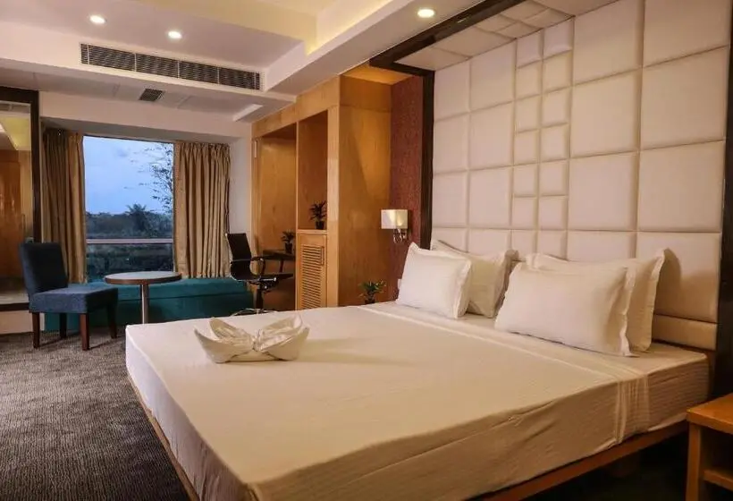 スイート, The Grand Asansol