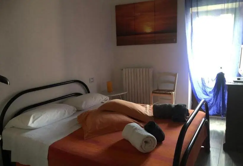バス共有のスタンダードルーム, Il Minotauro B&b A 5 Minuti Da Popoli