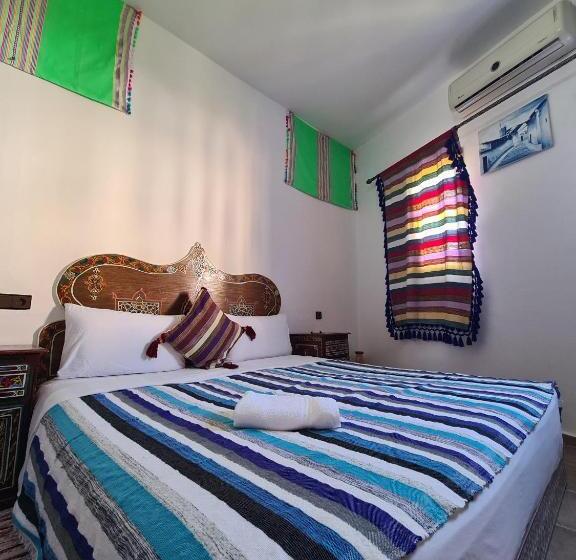 اتاق استاندارد سه نفره, Casa Blue Star