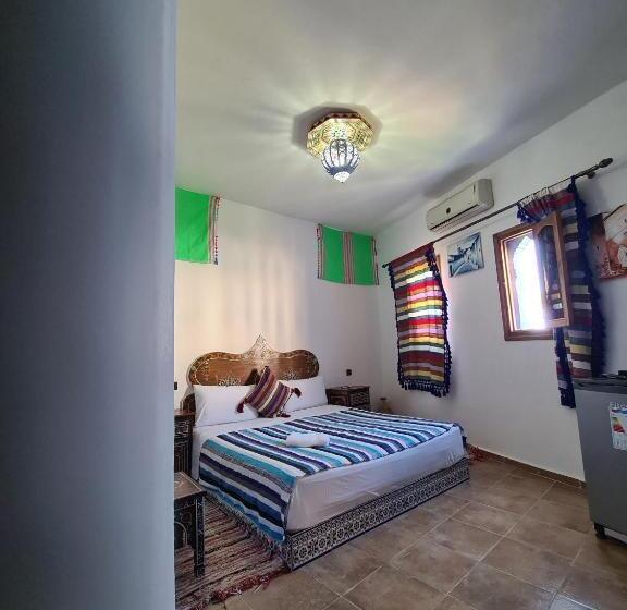 اتاق استاندارد سه نفره, Casa Blue Star