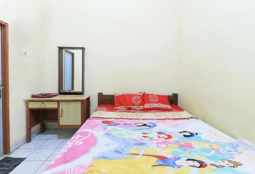 اتاق عادی, Erysa Juanda