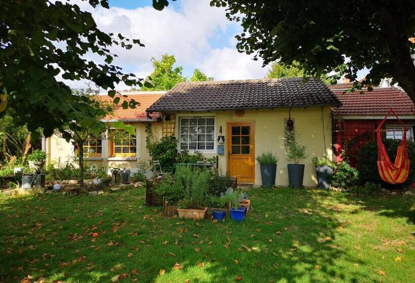 דירת חדר נוף לגינה, Villa Le Cloky