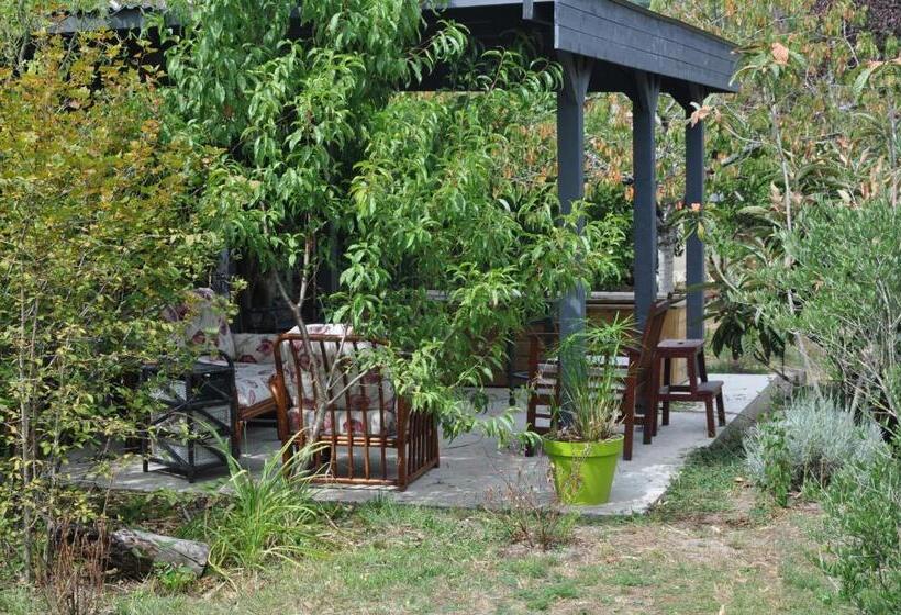 דירת חדר נוף לגינה, Villa Le Cloky