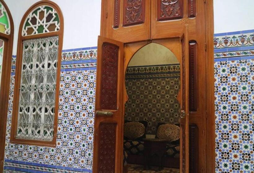 اتاق استاندارد با سرویس بهداشتی مشترک, Riad Soul Of Tetouan