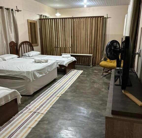 スタンダード４人部屋, Urumajó