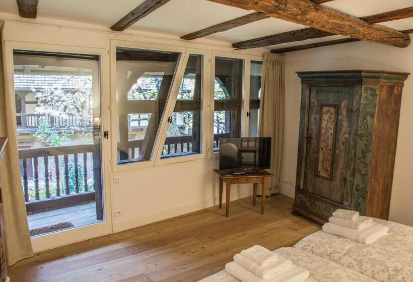 패밀리 룸 가든 전망, Unter Der Linde