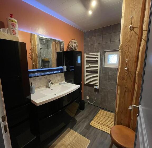 חדר סטנדרט נוף לגינה, Le Chalet Des Pesettes