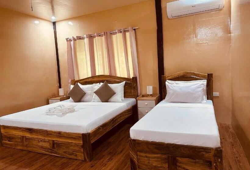 اتاق خانوادگی با چشمانداز باغ, Loboc Cool River Resort