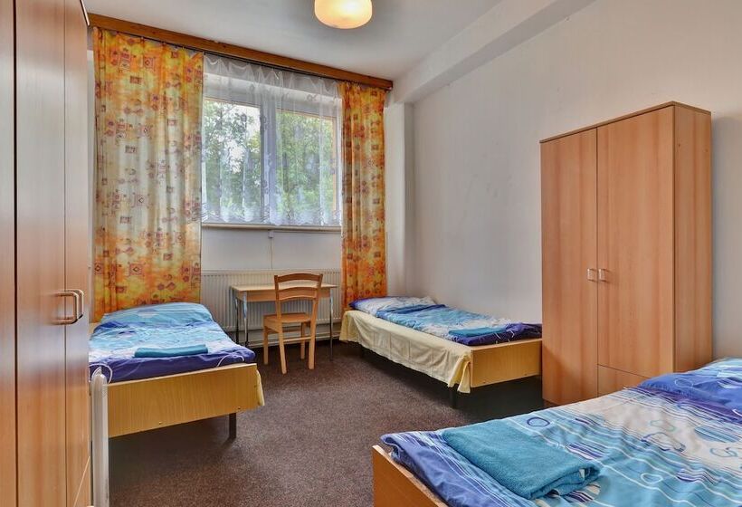 标准三人间, Sporthotel Bk Pod Lipou