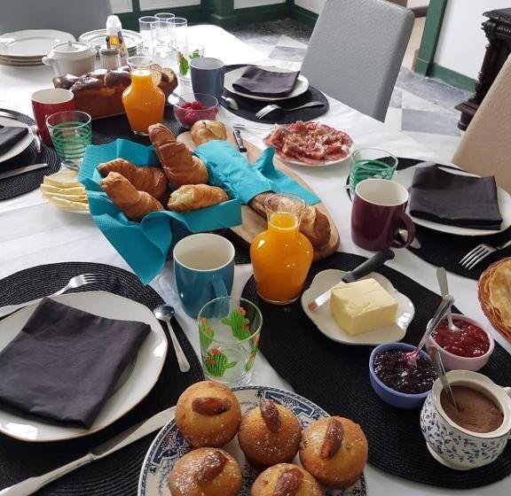 Номер Deluxe, Le Château De Courmelois