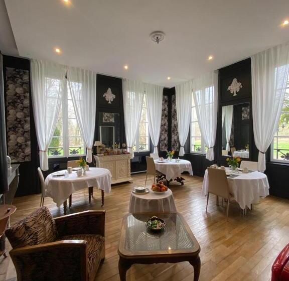 Люкс Deluxe Кровать Кинг, Le Château De Courmelois