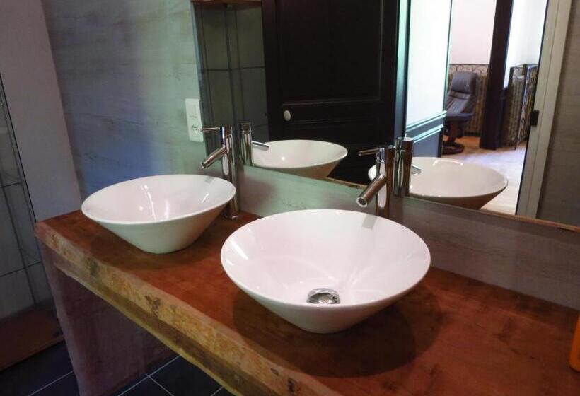 Люкс Deluxe Кровать Кинг, Le Château De Courmelois