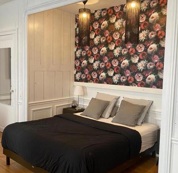 Номер Deluxe, Le Château De Courmelois