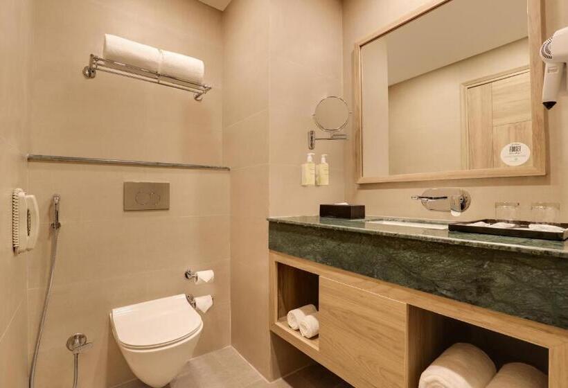 חדר סופריור עם נוף להרים, Lemon Tree Hotel Tapovan Rishikesh