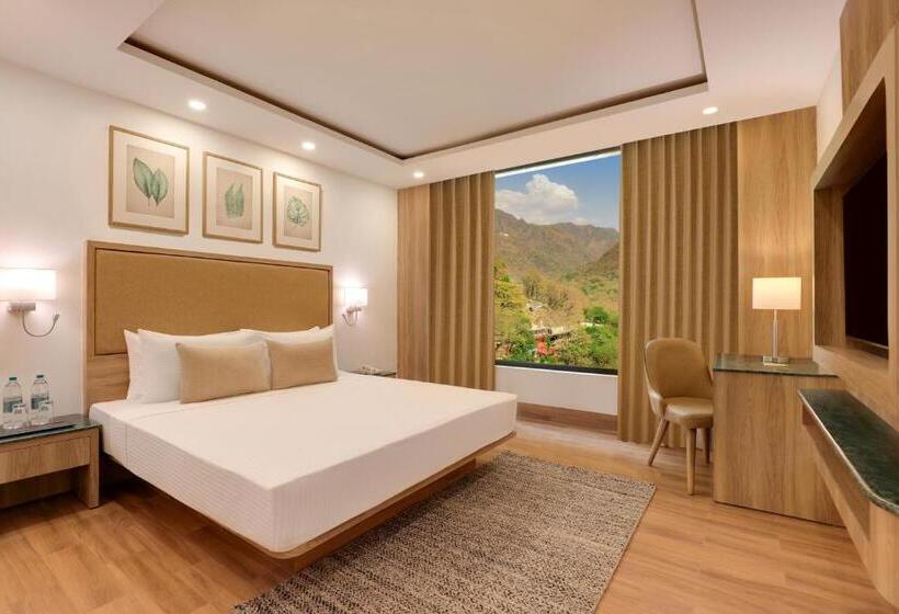 חדר סופריור עם נוף להרים, Lemon Tree Hotel Tapovan Rishikesh