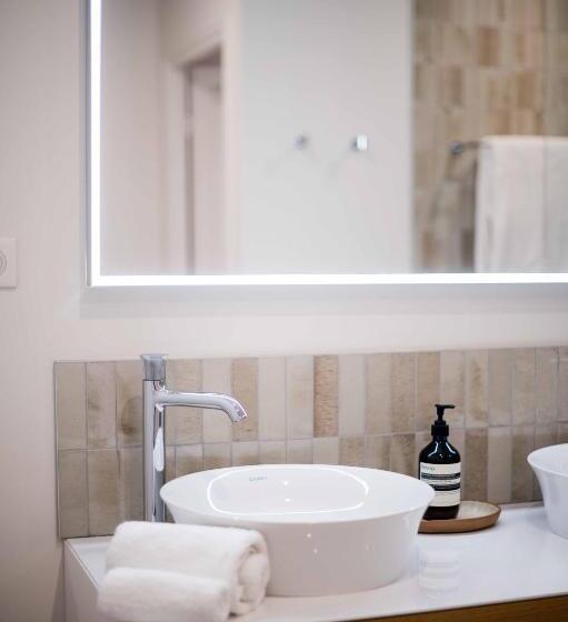 חדר סטנדרט עם מיטת קינג, Clos De La Barbanne