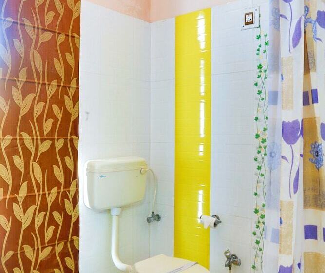 غرفة تنفيذية, Gulmohar Sariska Resort