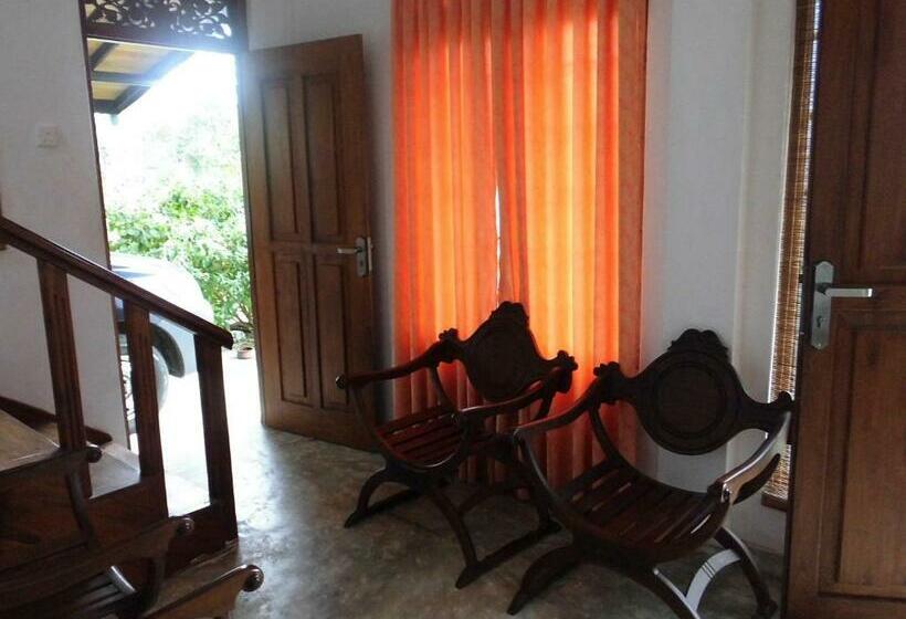 חדר סטנדרט לשלושה, Cocoworld Bungalow