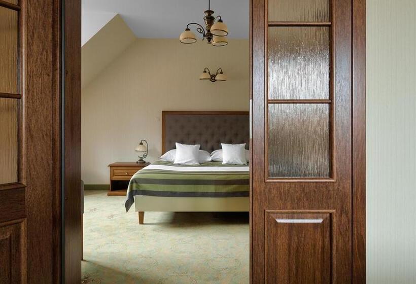 Апартаменты 1 Спальня, Pałac Poledno