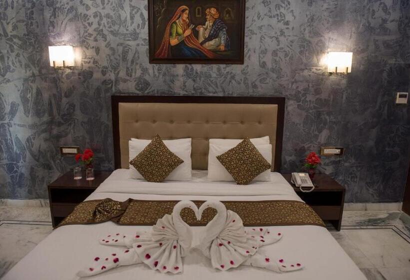 Люкс Вид на Сад, Sun Hotel And Resort, Mount Abu