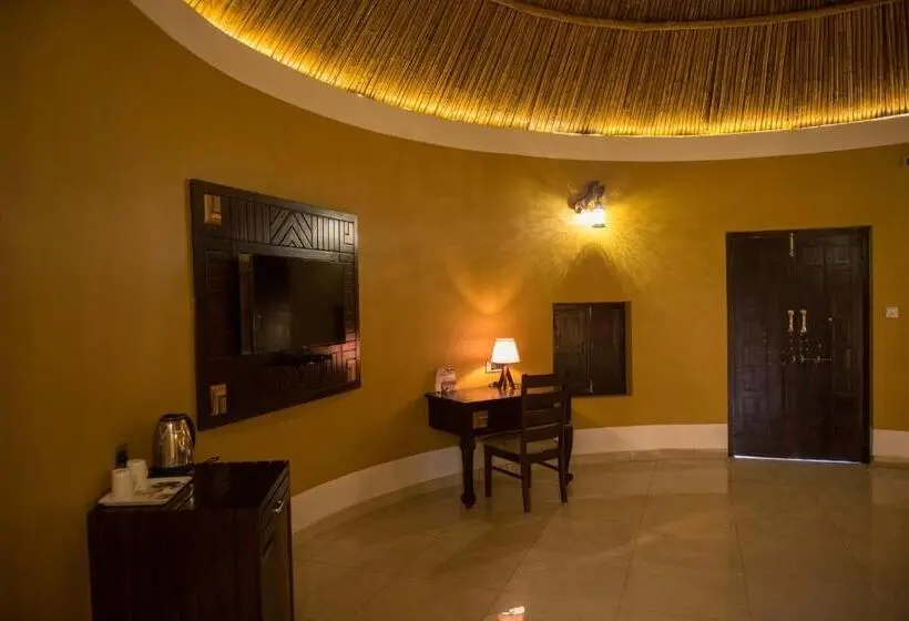 キングサイズベッドのデラックスルーム, Sun Hotel And Resort, Mount Abu