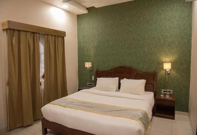 スイート（家族用）, Sun Hotel And Resort, Mount Abu
