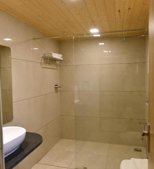 غرفة قياسية سرير كينج, Sun Hotel And Resort, Mount Abu